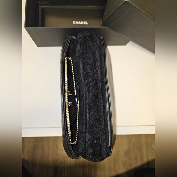 Chanel Pantos Sunglasses - Picture 5 of 7